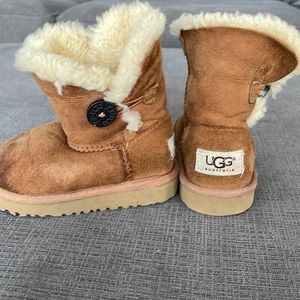 Toddler Girls UGG size 7 boots